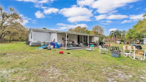 A home in LAKELAND