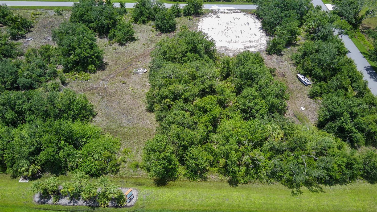 PEACE RIVER SHORES - Land