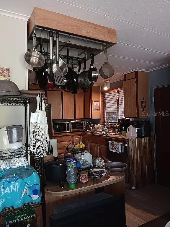 SCENIC VIEW MOBILE HOME COURT - Residential