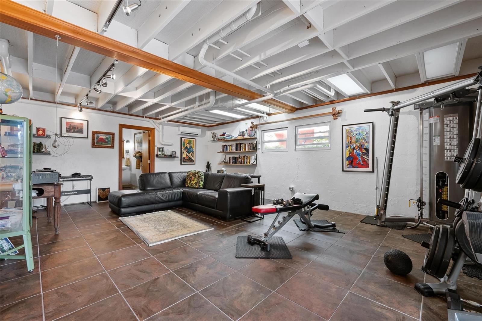 LAGUNA MARIA REV - Residential