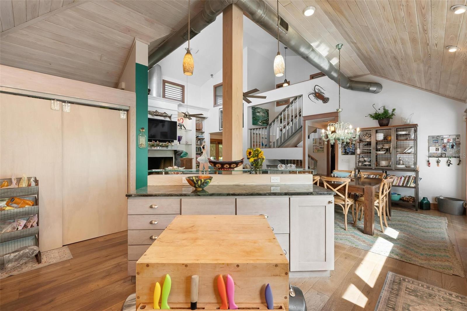 LAGUNA MARIA REV - Residential