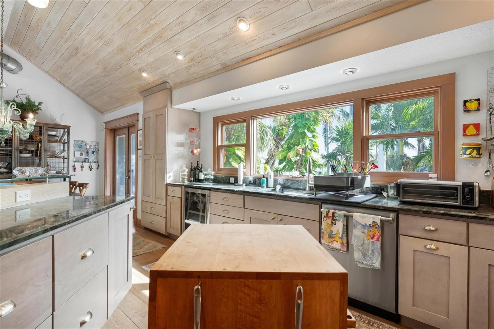 LAGUNA MARIA REV - Residential