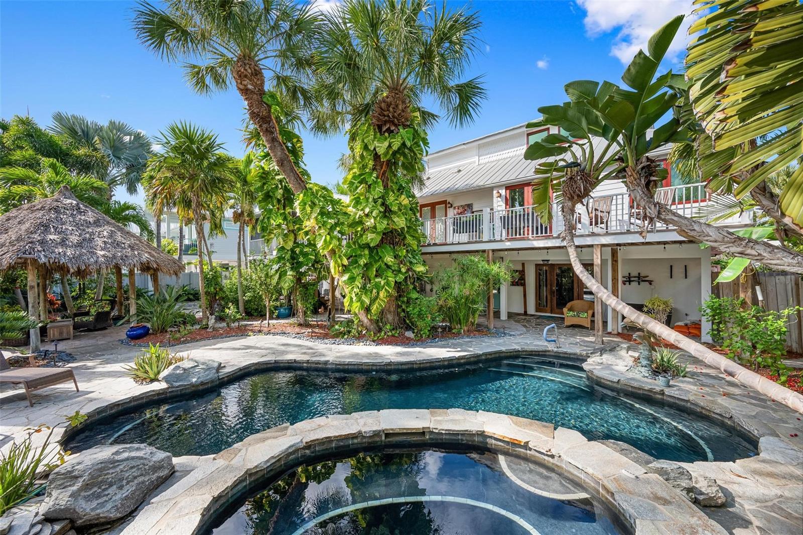 LAGUNA MARIA REV - Residential