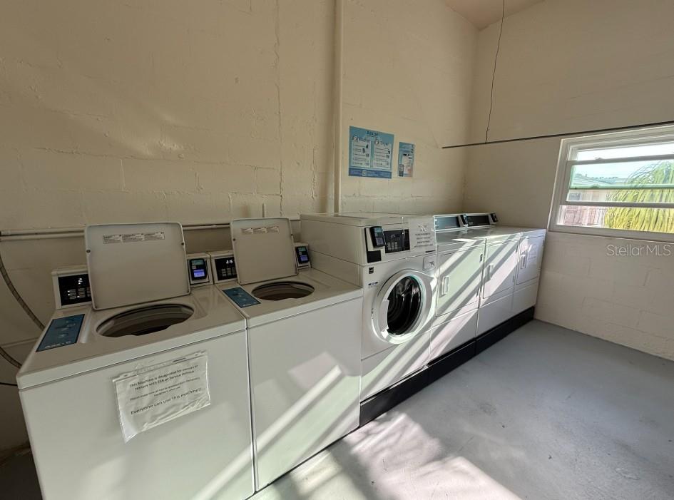 HOLIDAY APTS - Residential