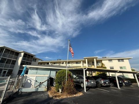 708 TAMIAMI TRAIL S 318 VENICE FL 34285