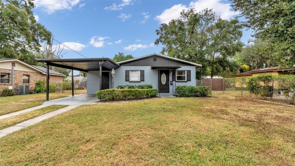 Photo of 575 W Ethelene Street, Bartow, FL 33830 (MLS # L4957159)