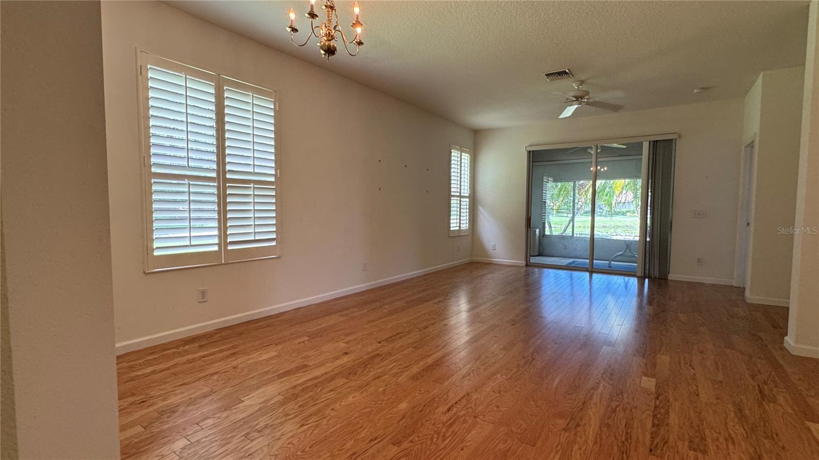 LAKERIDGE FALLS PH 1C - Residential