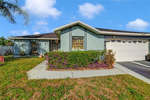 Photo of 52 York Court, Kissimmee, FL 34758 (MLS # V4946580)