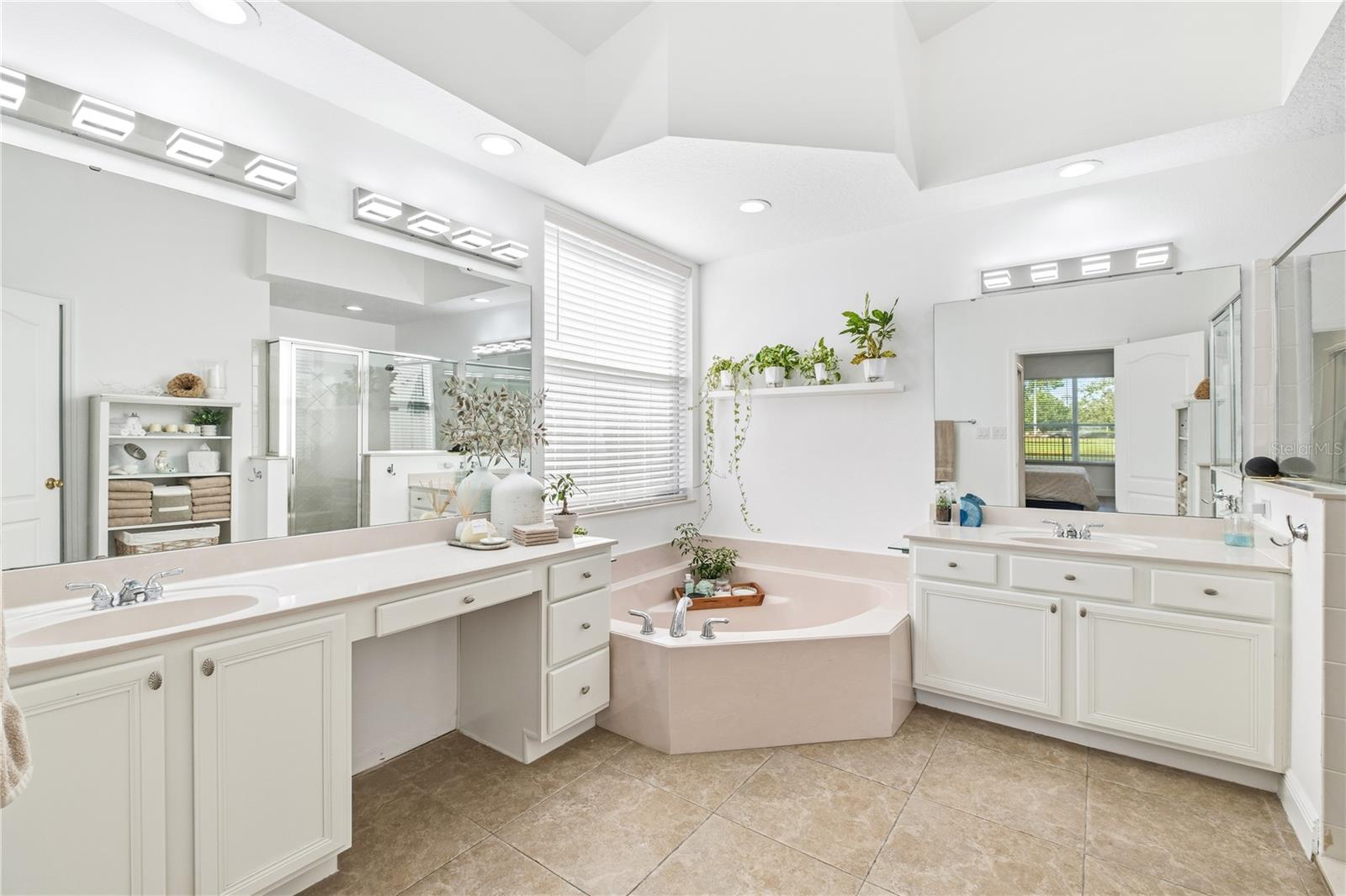 VILLAGES RIO PINAR PH 02 44/12 - Residential