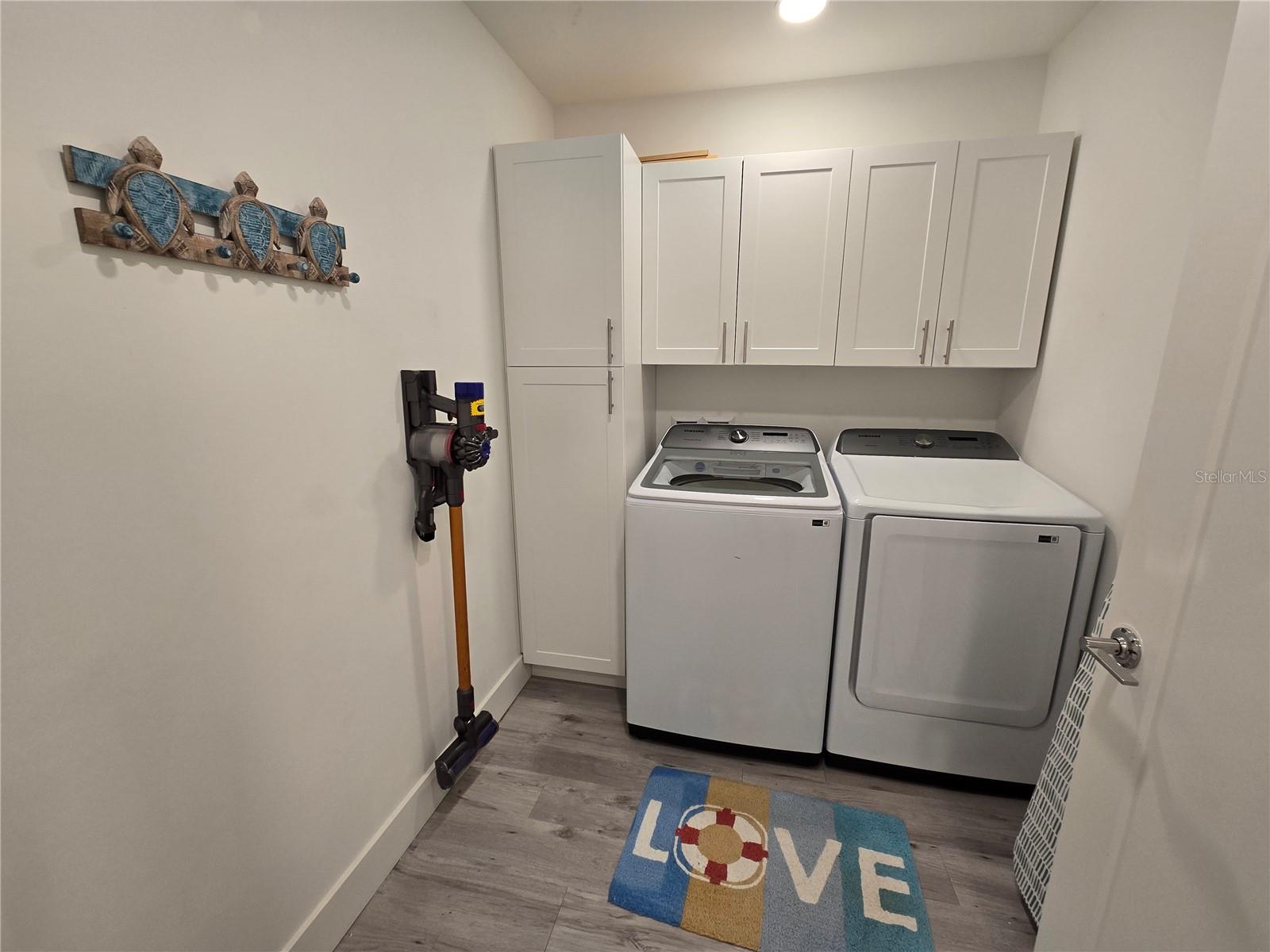 THE STRAND SARASOTA - Residential Lease