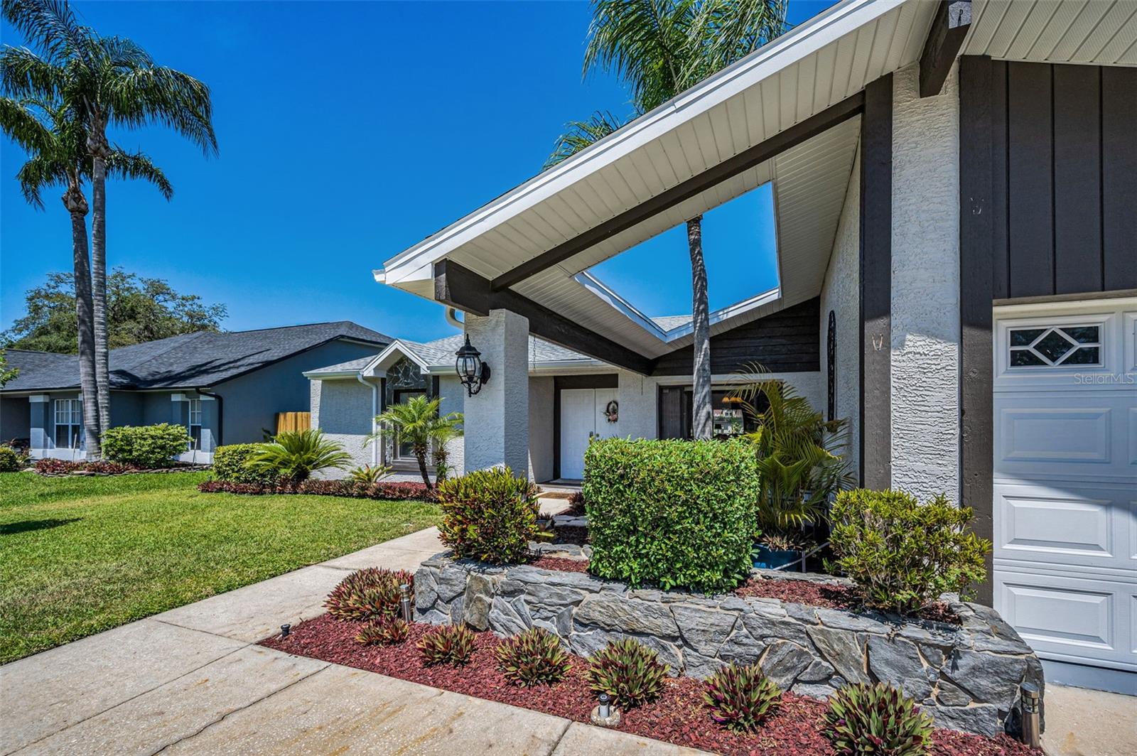 HUNTERS RIDGE - Residential