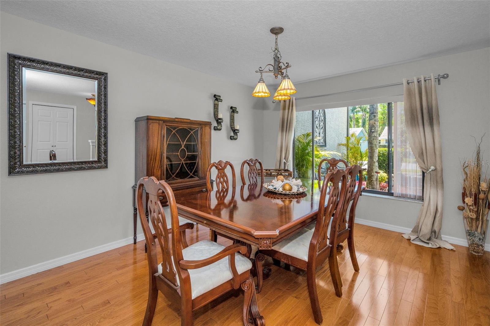 HUNTERS RIDGE - Residential