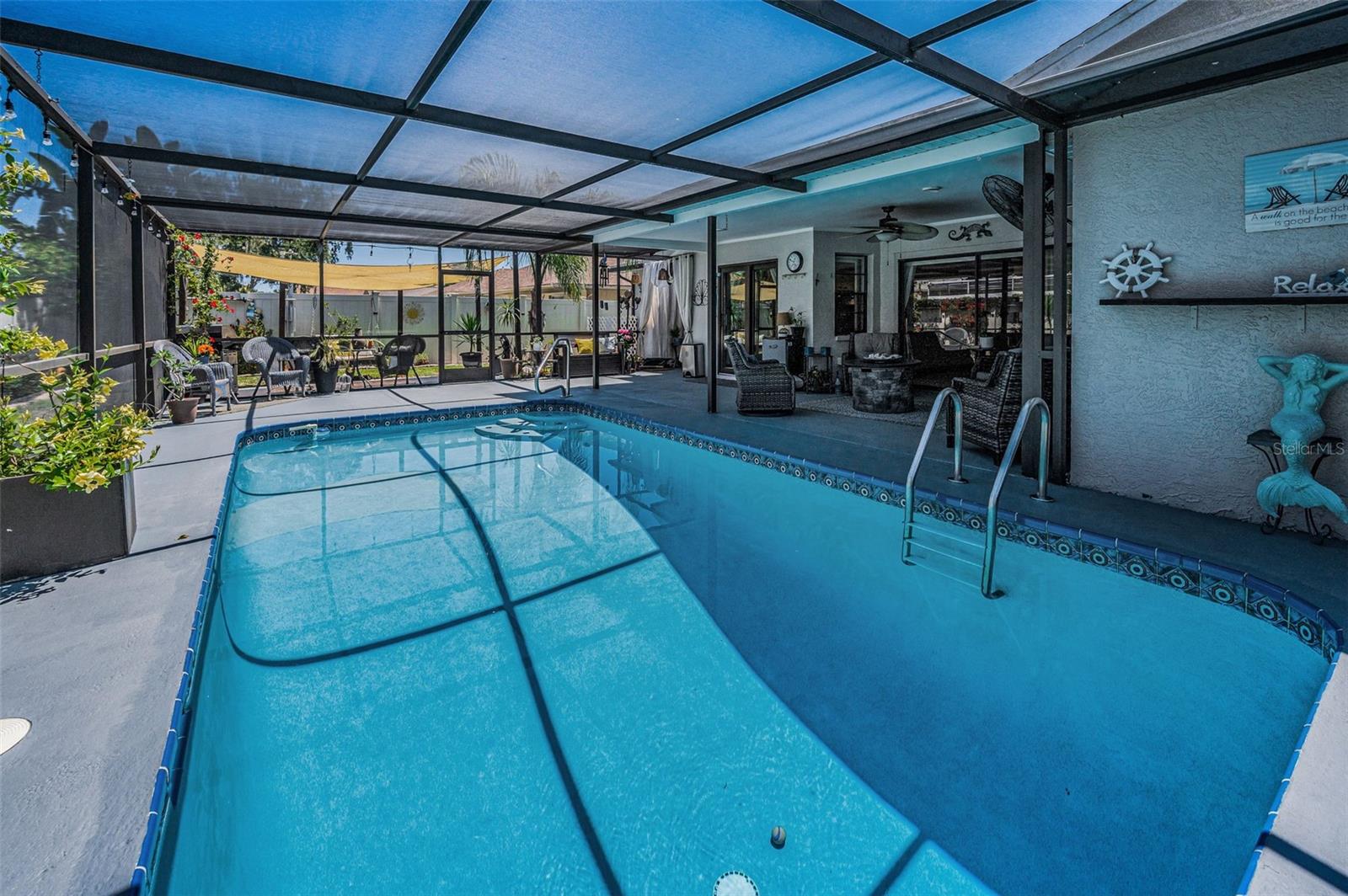 HUNTERS RIDGE - Residential