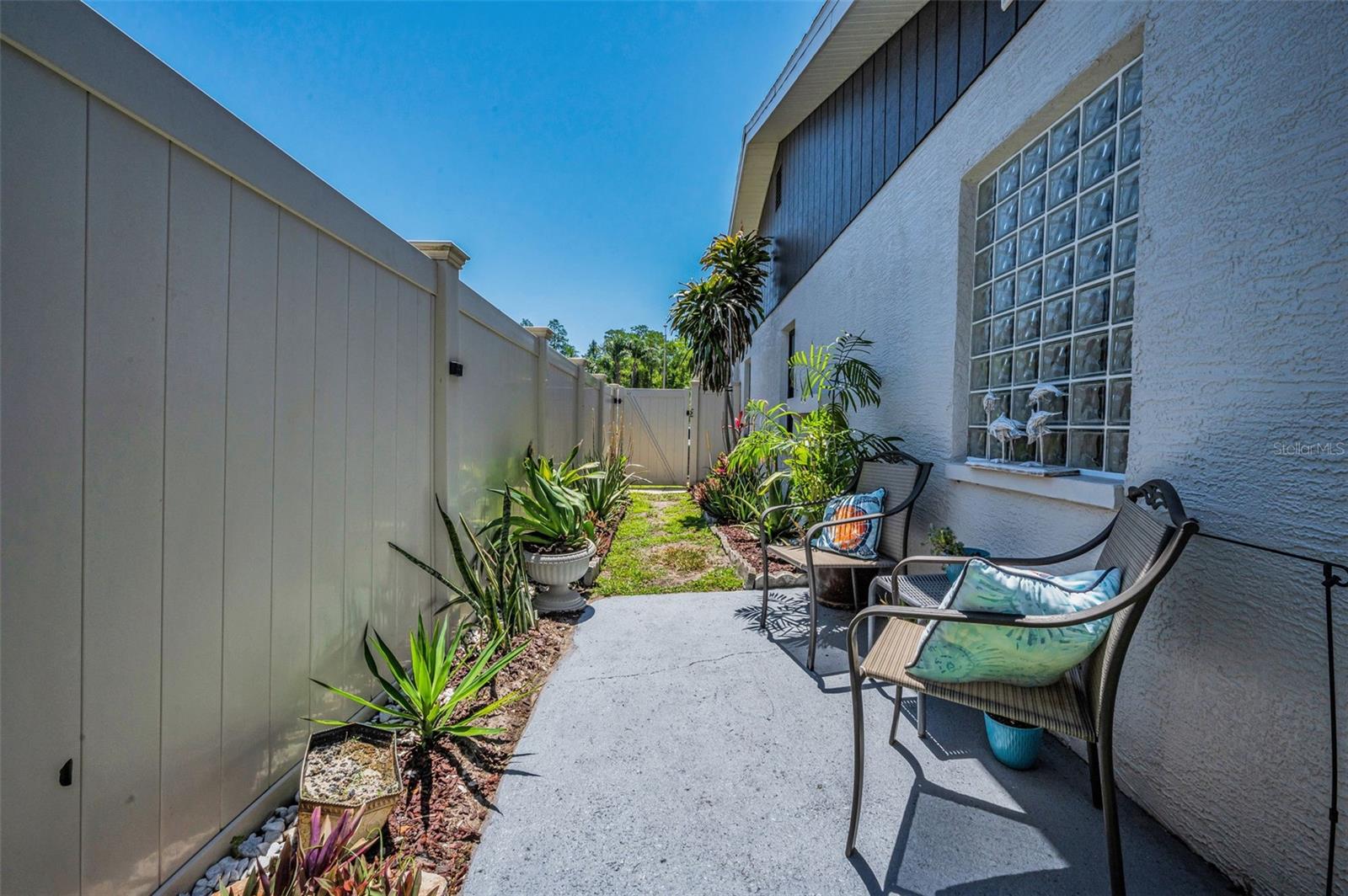 HUNTERS RIDGE - Residential