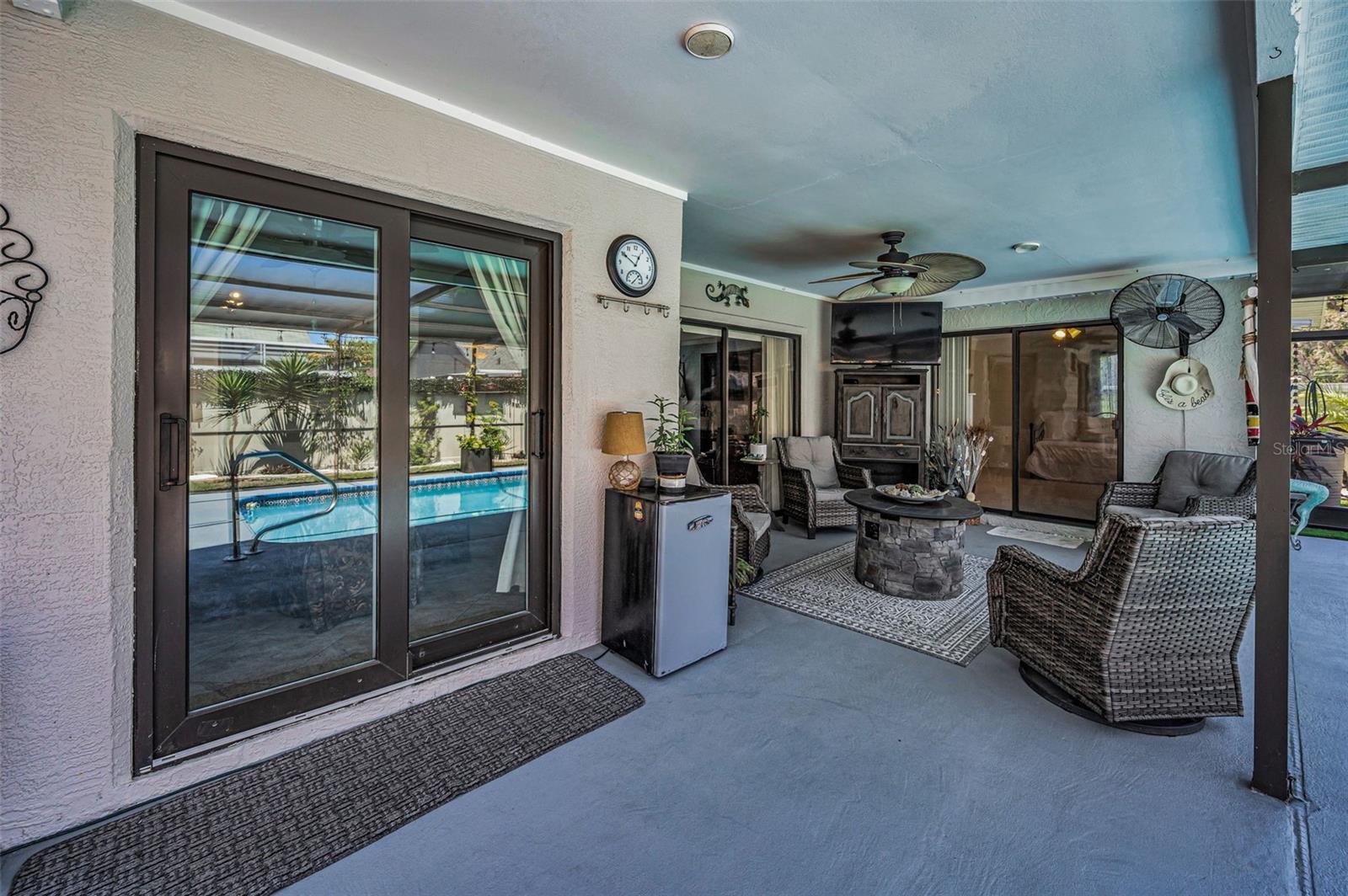 HUNTERS RIDGE - Residential