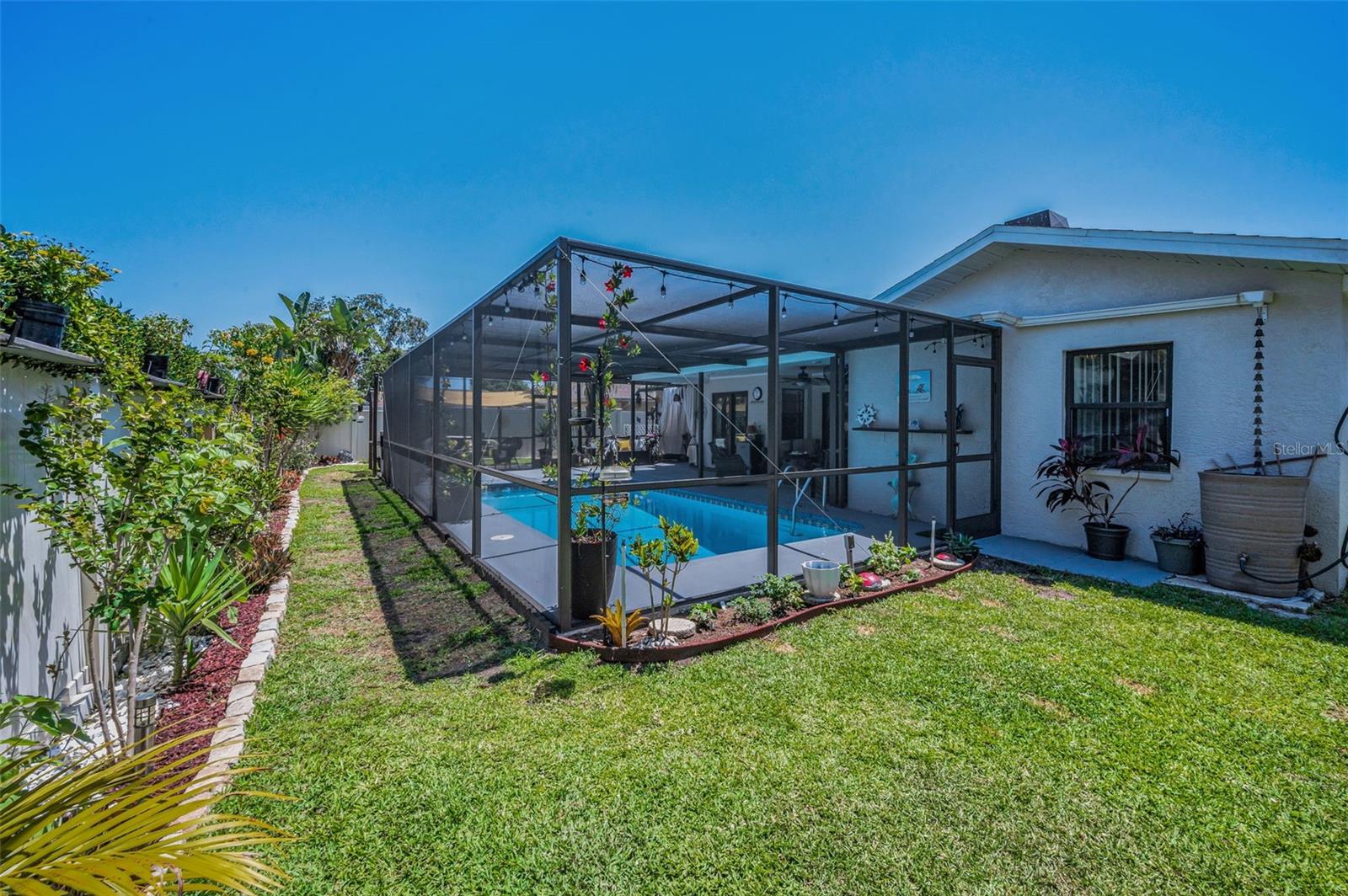 HUNTERS RIDGE - Residential