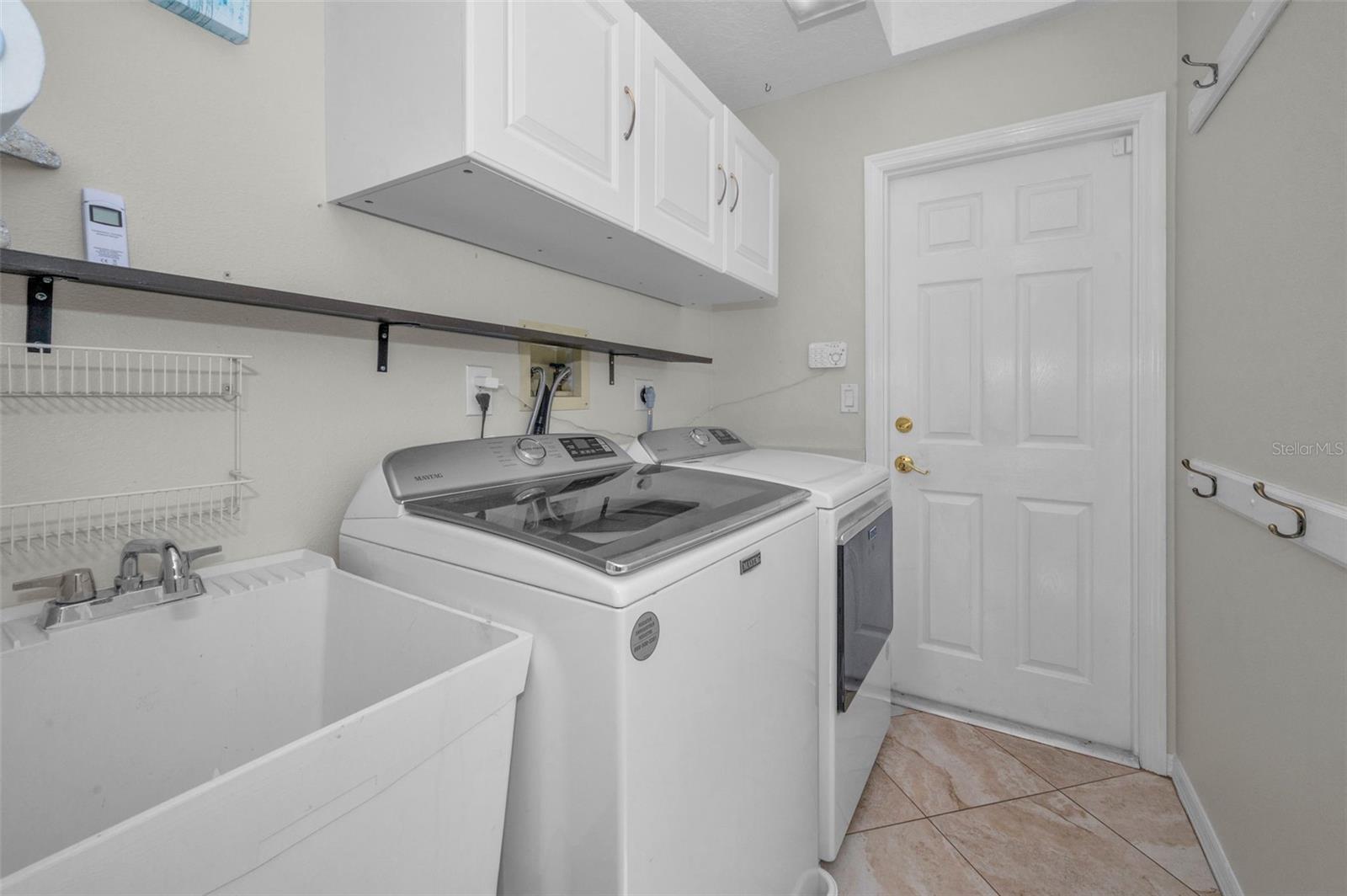 HUNTERS RIDGE - Residential