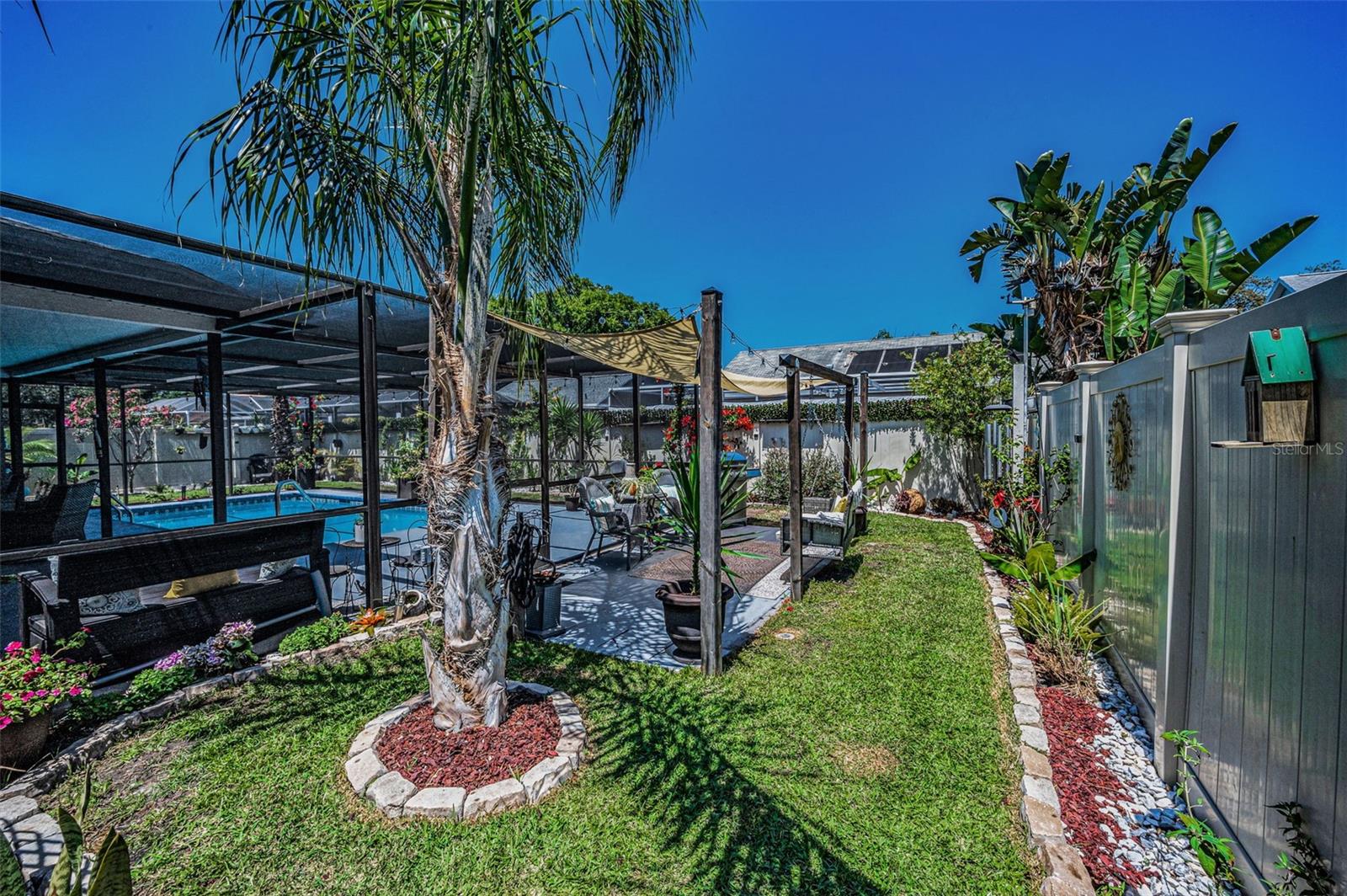 HUNTERS RIDGE - Residential