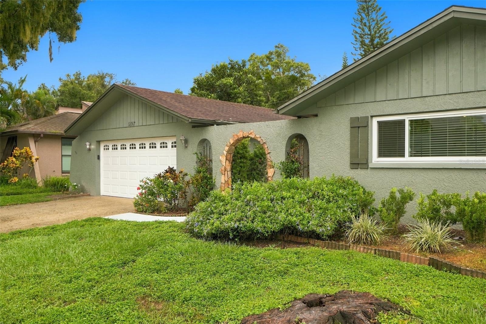 1297 PEACH TREE DRIVE