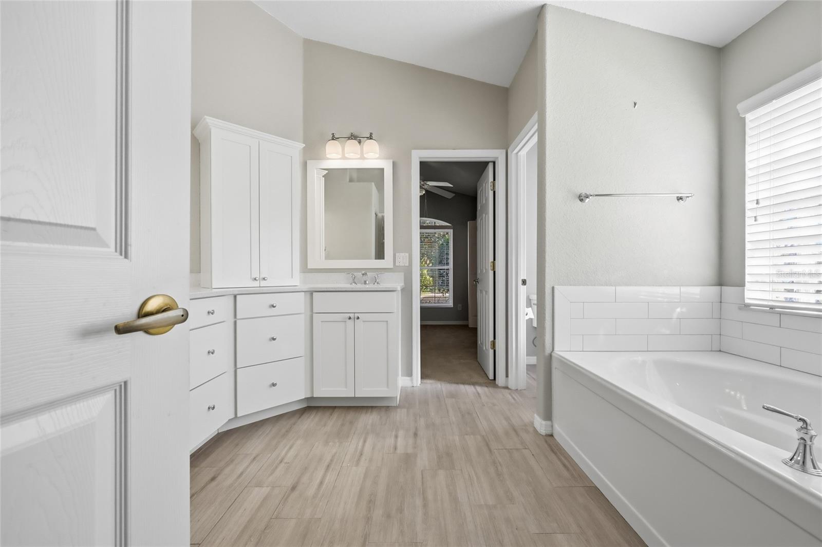 CONWAY GROVES - Residential