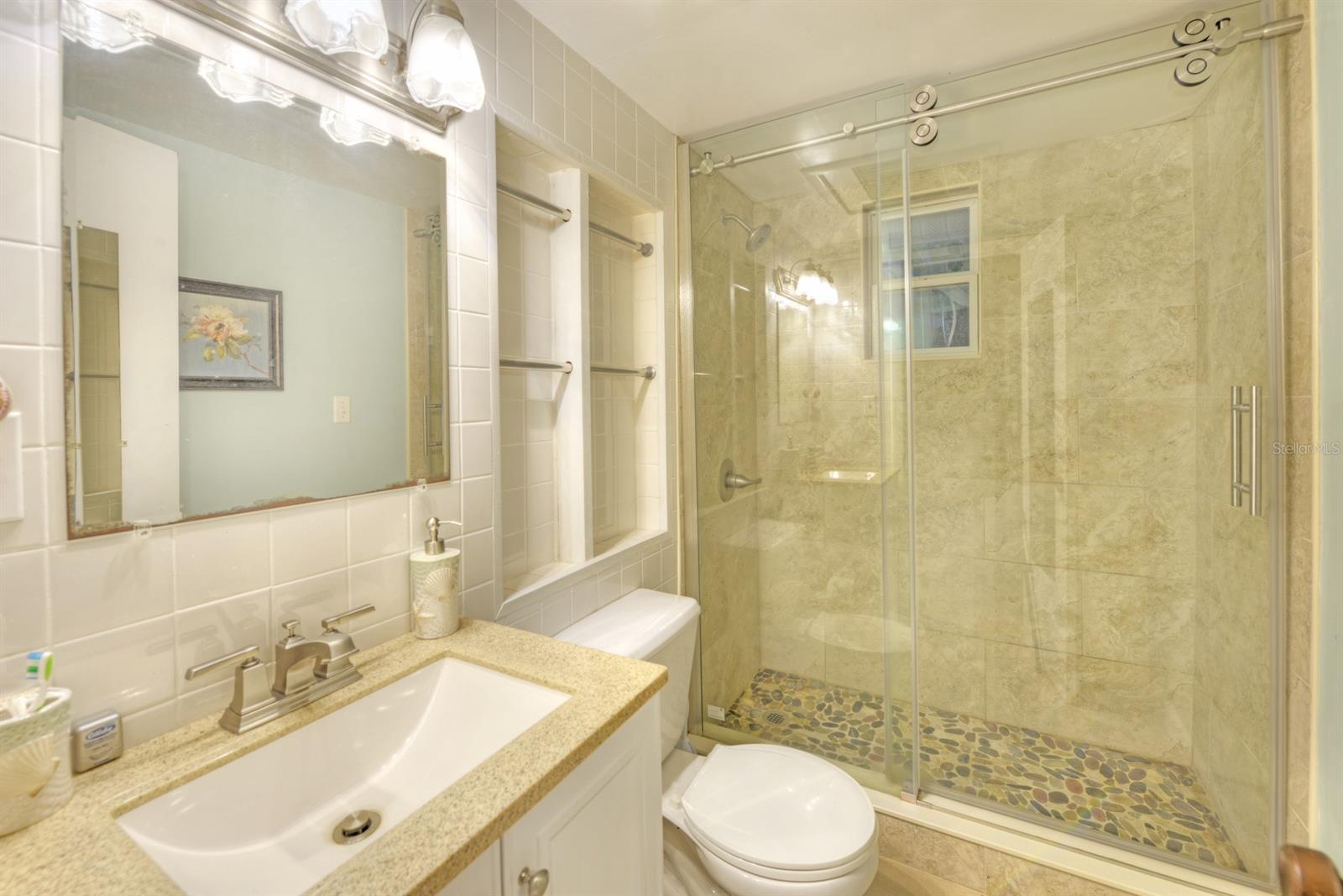 Bunch Elizabeth Grant - Residential