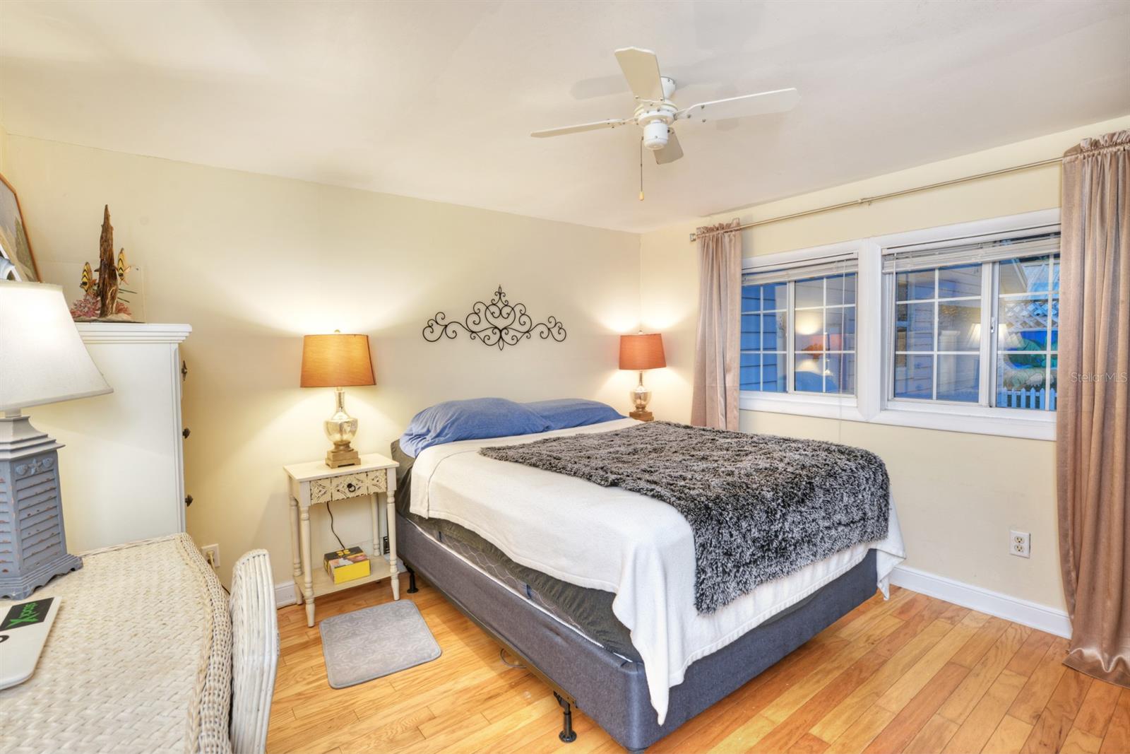 Bunch Elizabeth Grant - Residential