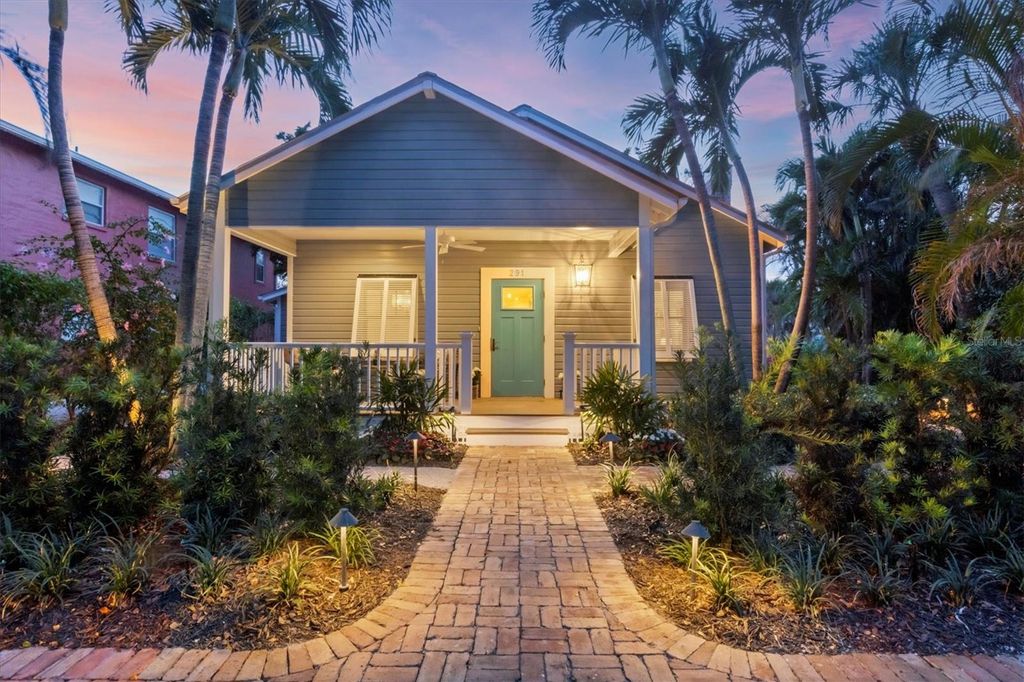 Photo of 291 Palm Avenue, Boca Grande, FL 33921 (MLS # D6143965)