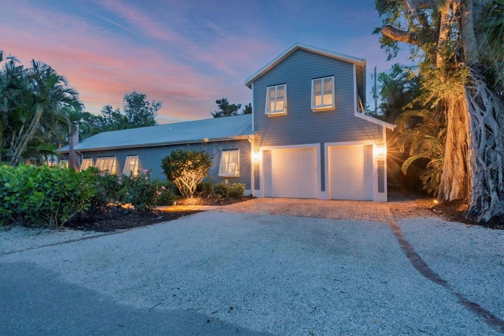 Photo of 291 Palm Avenue, Boca Grande, FL 33921 (MLS # D6143965)