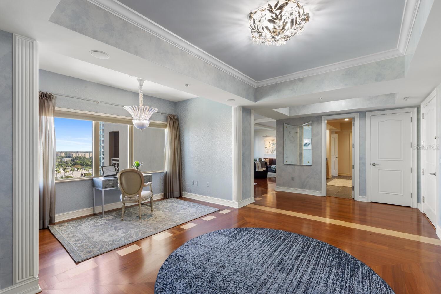 THE RESIDENCES - Residential