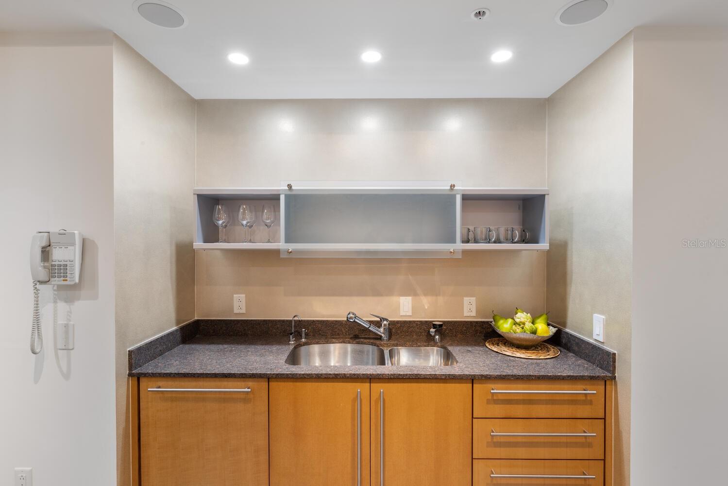 THE RESIDENCES - Residential