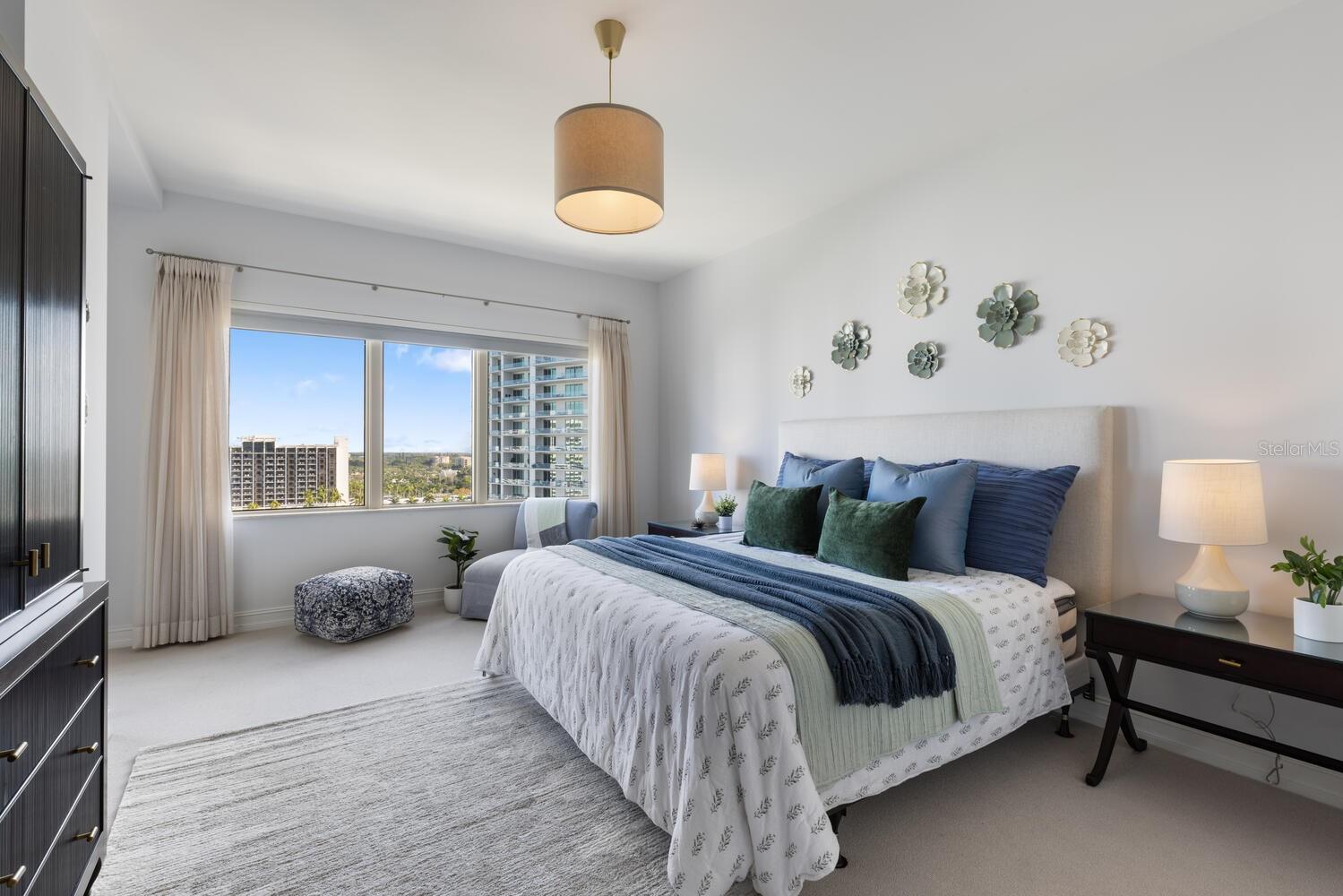 THE RESIDENCES - Residential