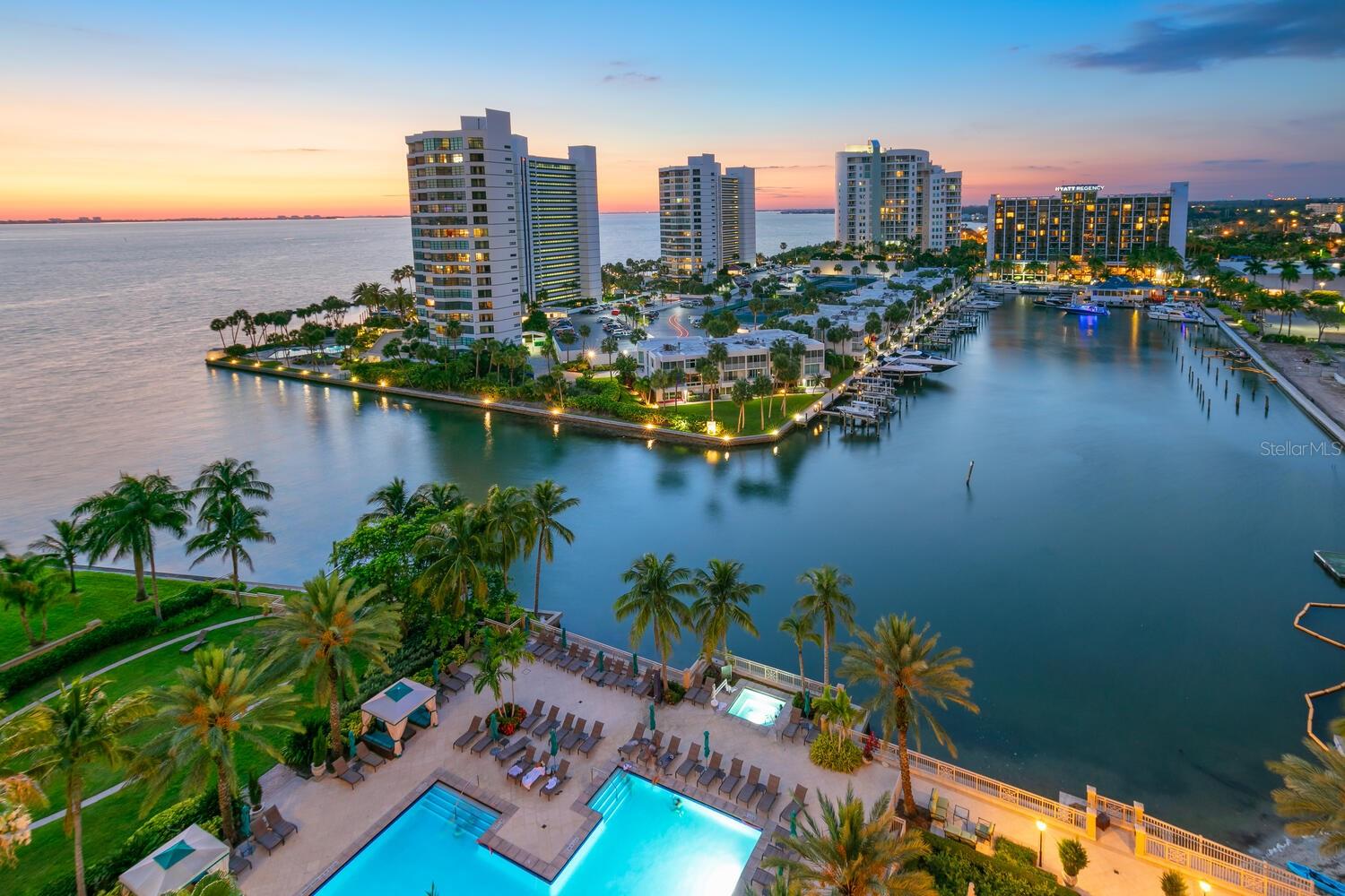 THE RESIDENCES - Residential