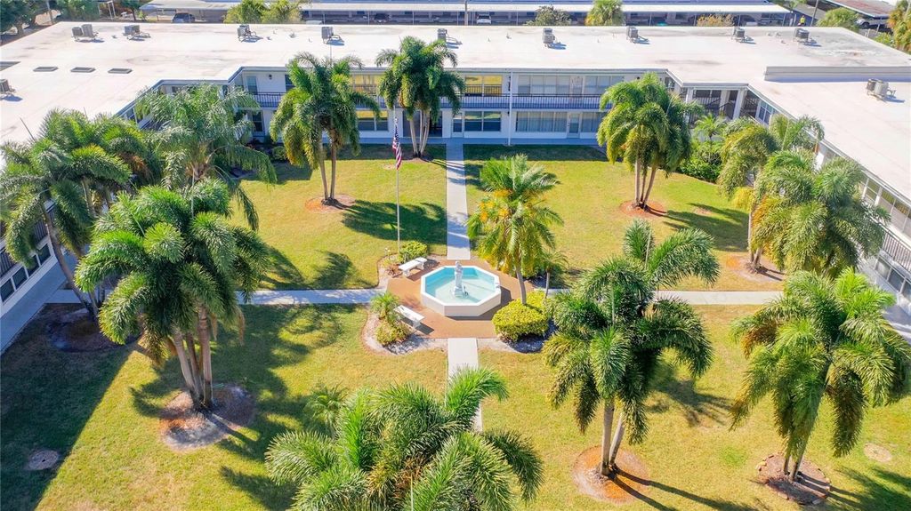 Photo of 3100 Hartford Street N #227, St Petersburg, FL 33713 (MLS # O6362346)