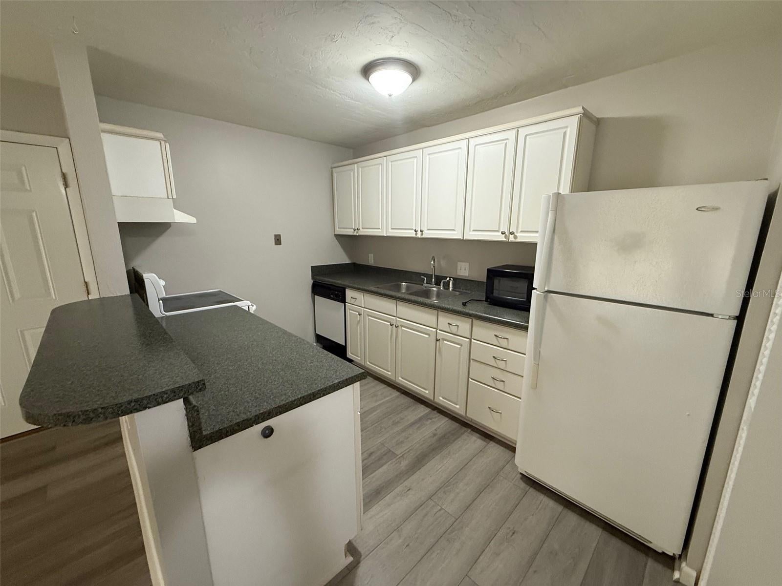 1035 SW 9TH STREET 1