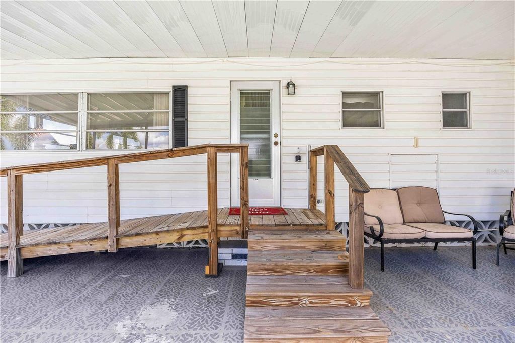 Photo of 5512 Colleen Drive, Bradenton, FL 34207 (MLS # A4668096)