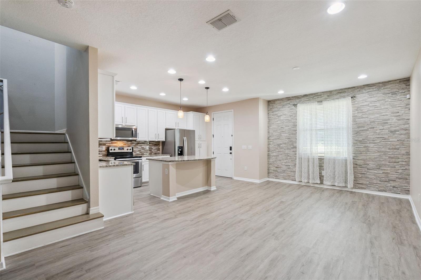 EAGLE CRK VILLAGE L PH 2 - Residential