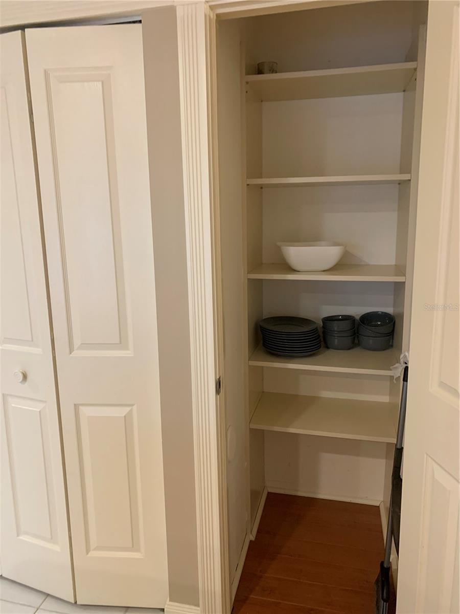 OAKS SUN TERRACE 04 - Residential