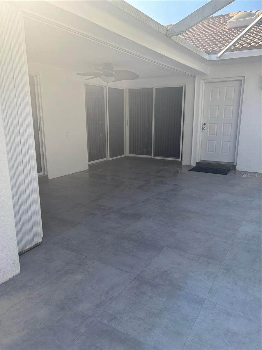 OAKS SUN TERRACE 04 - Residential