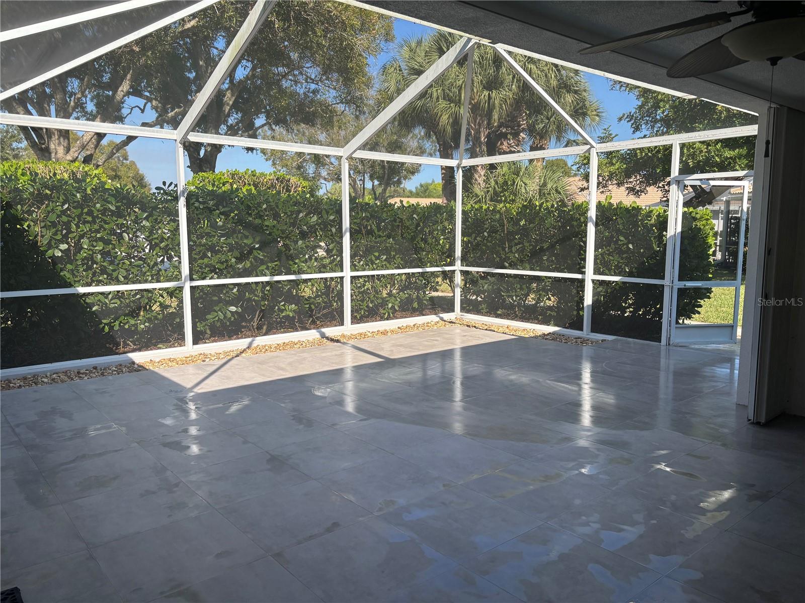 OAKS SUN TERRACE 04 - Residential