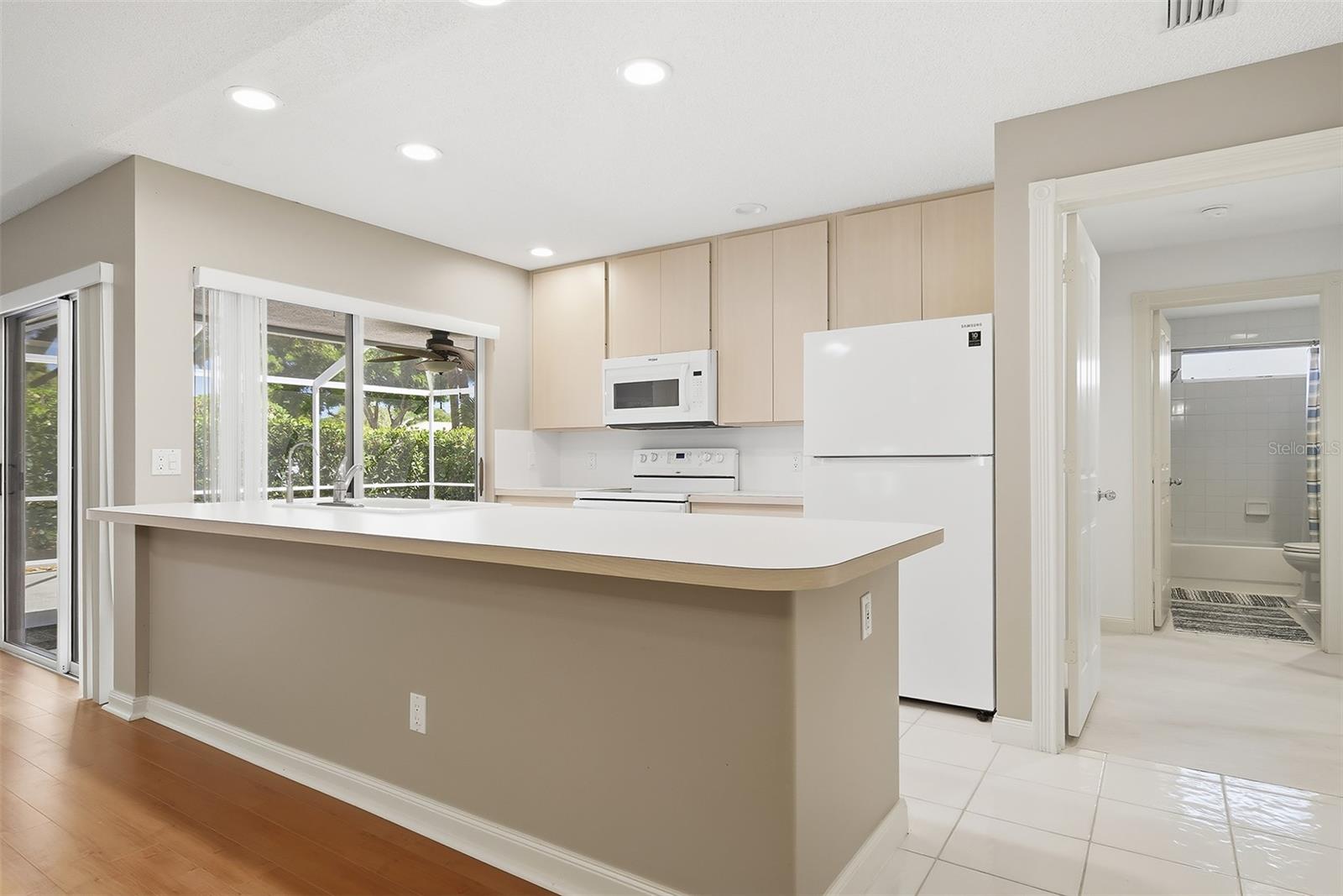 OAKS SUN TERRACE 04 - Residential