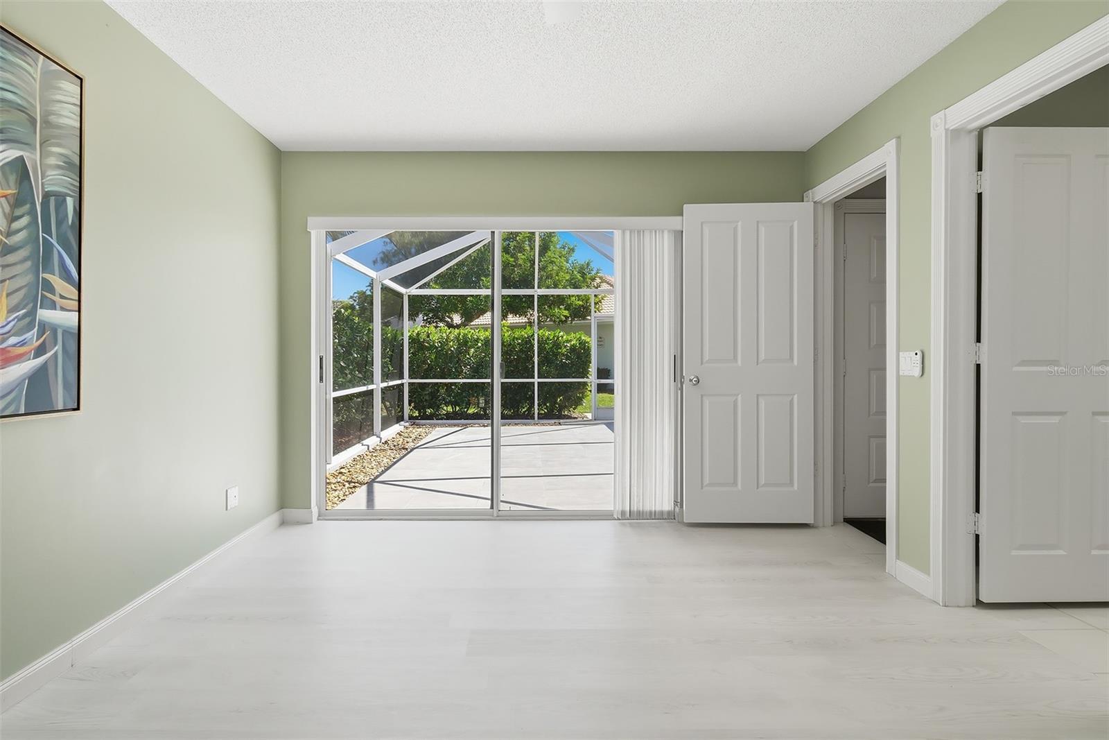 OAKS SUN TERRACE 04 - Residential