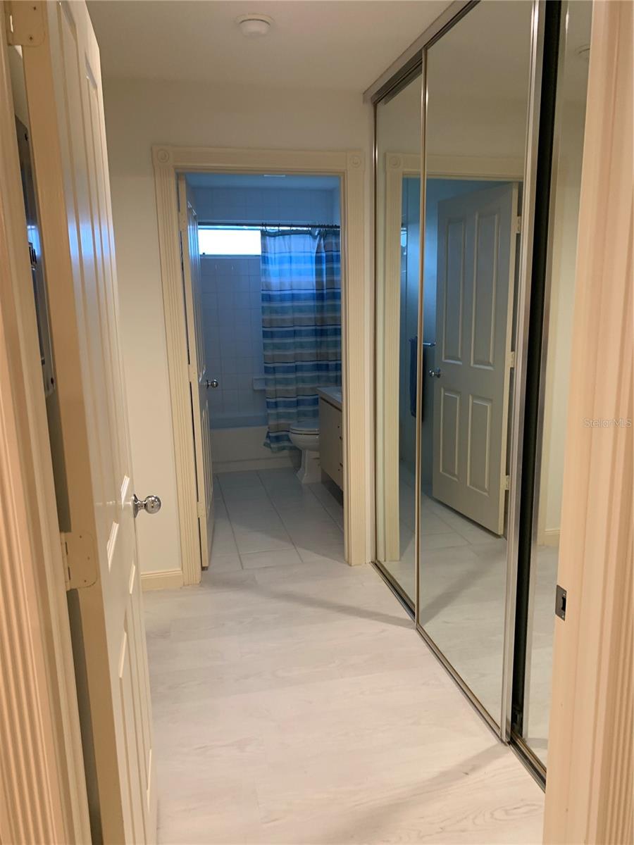 OAKS SUN TERRACE 04 - Residential