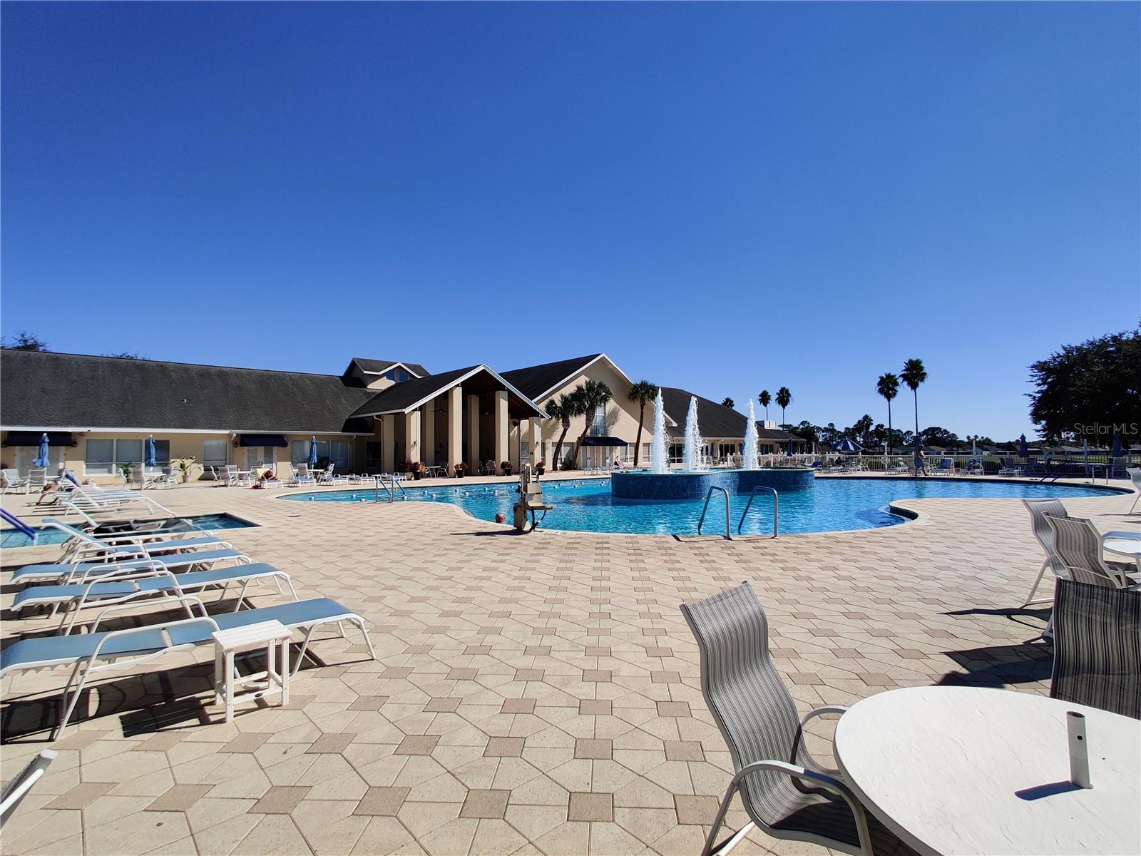 TAMPA BAY GOLF AND TENNIS CLUB - Residential Lease