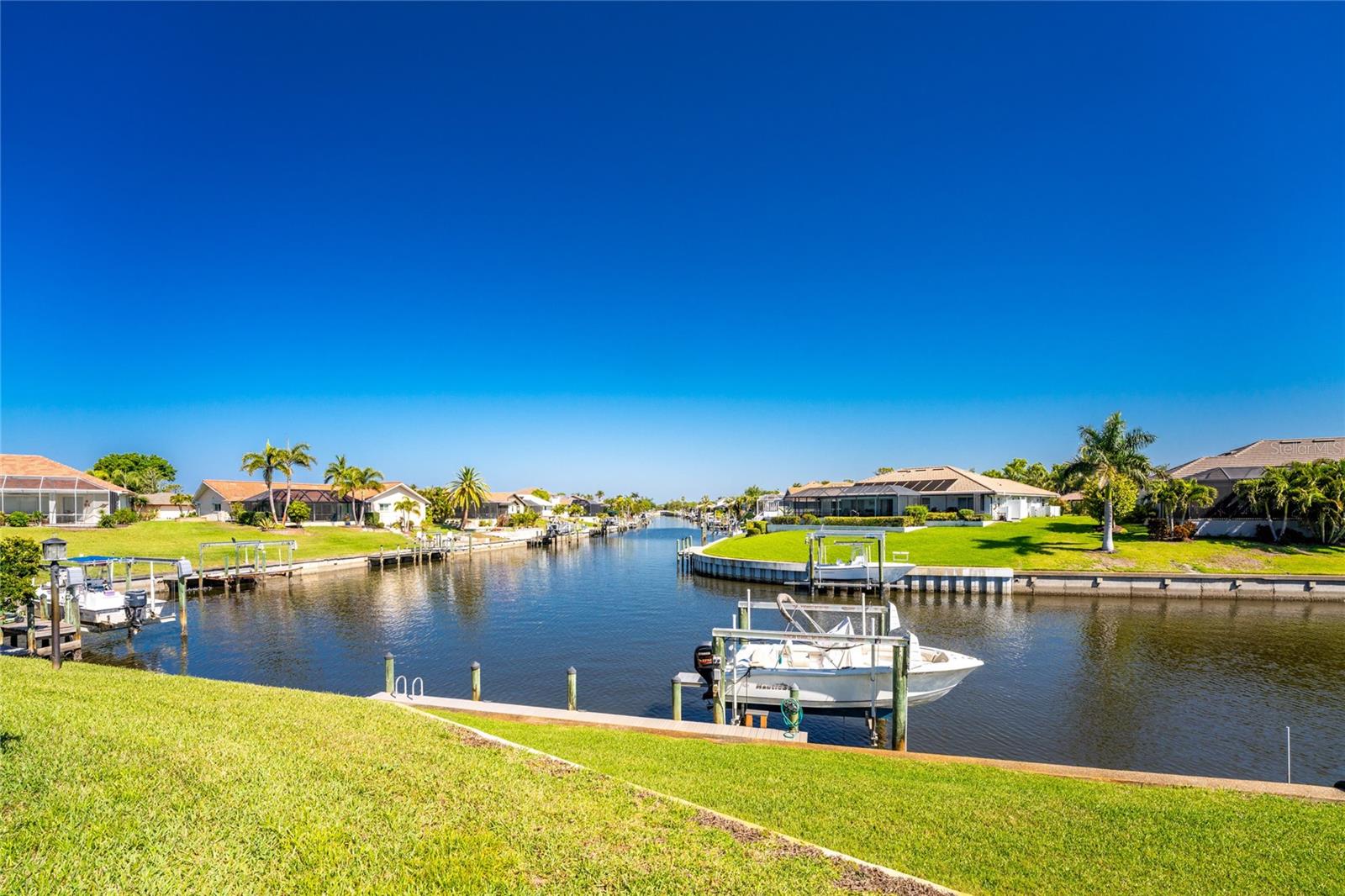 ENGLEWOOD ISLES SUB - Residential