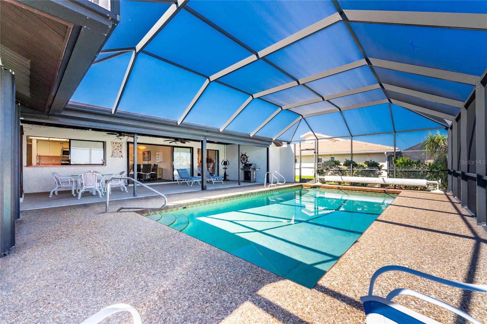 ENGLEWOOD ISLES SUB - Residential