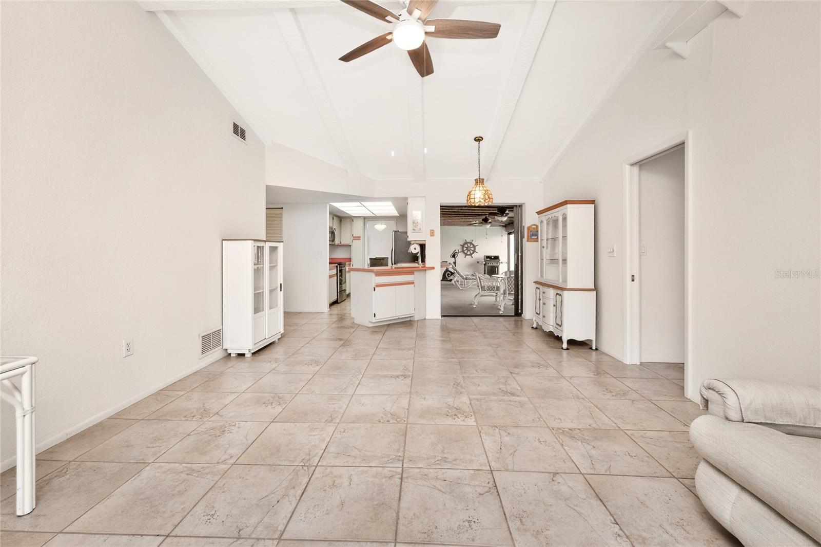 ENGLEWOOD ISLES SUB - Residential