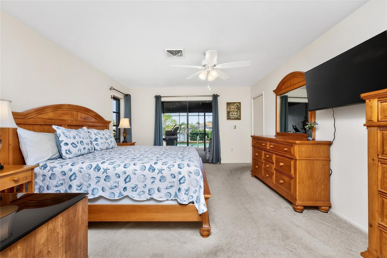 ENGLEWOOD ISLES SUB - Residential