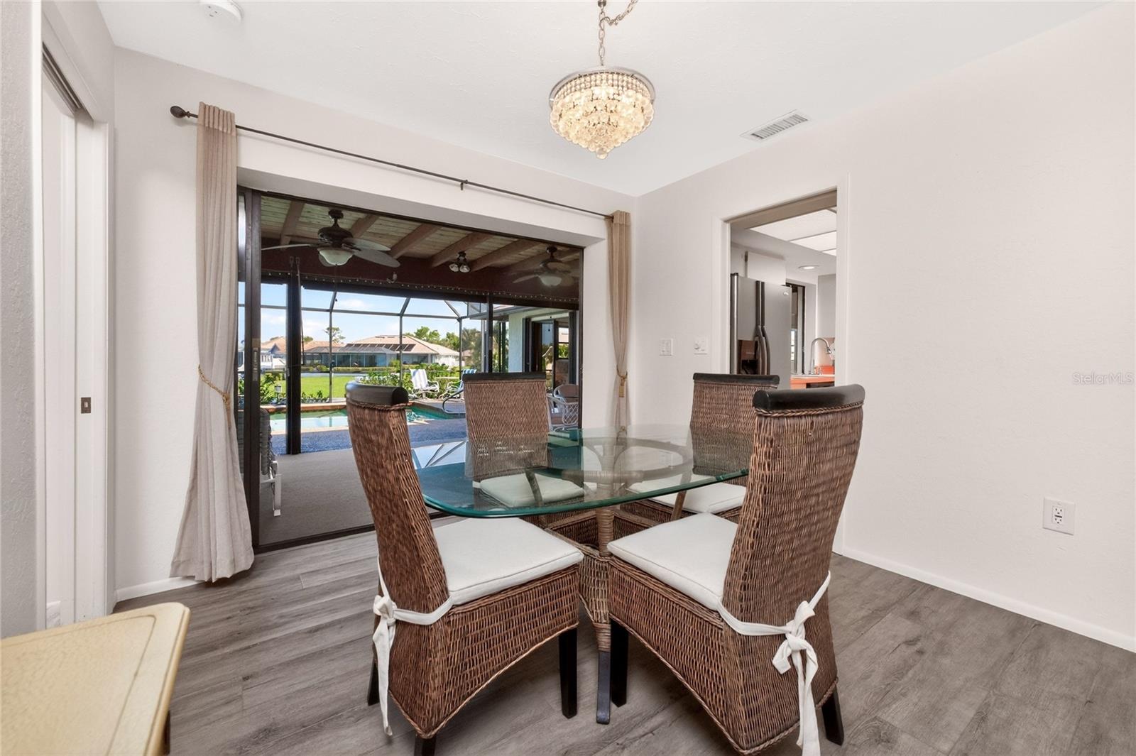 ENGLEWOOD ISLES SUB - Residential