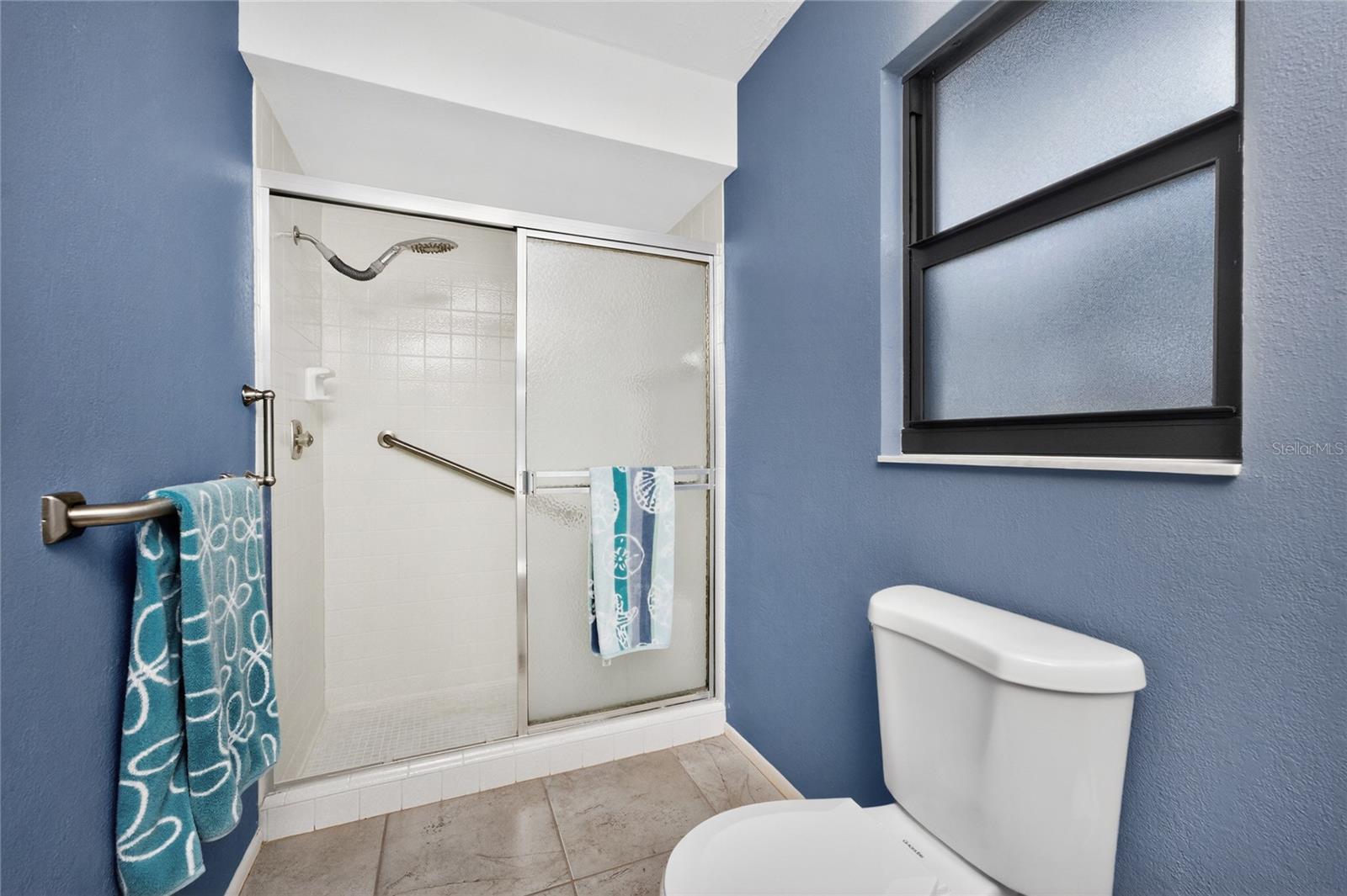 ENGLEWOOD ISLES SUB - Residential