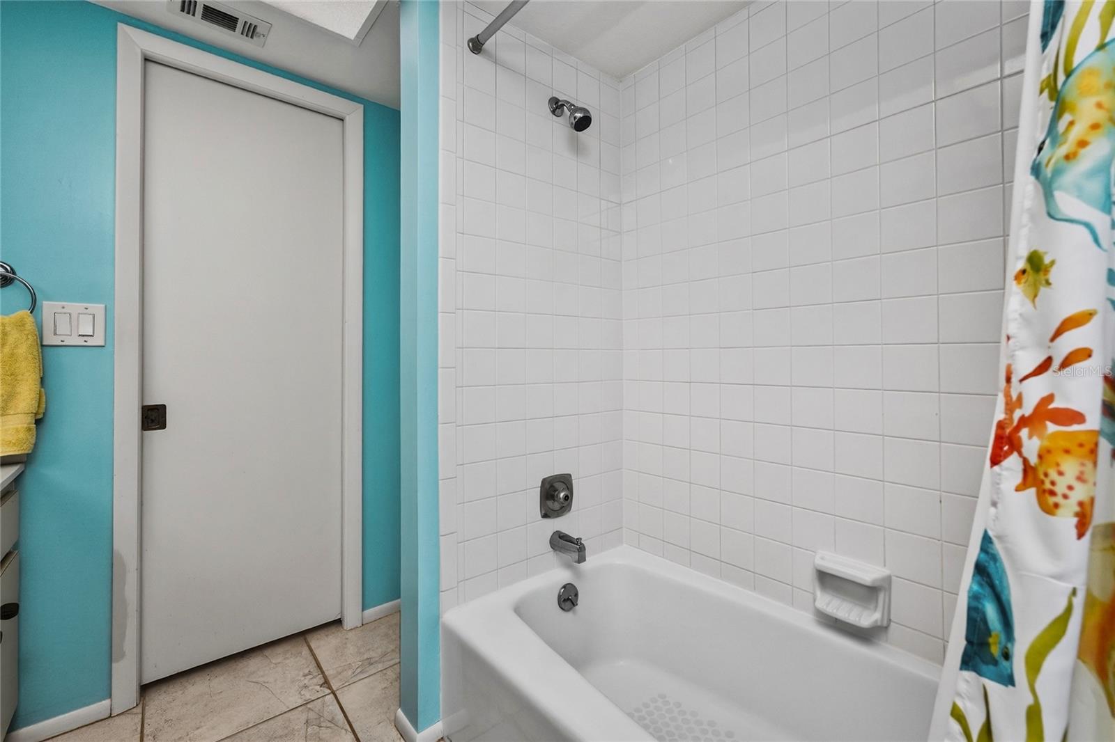 ENGLEWOOD ISLES SUB - Residential